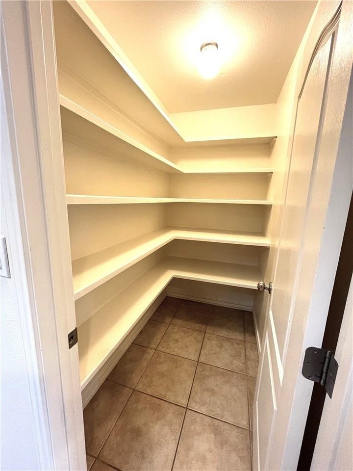 15323 Cruiser St Apt B #B - Photo 4 of 15