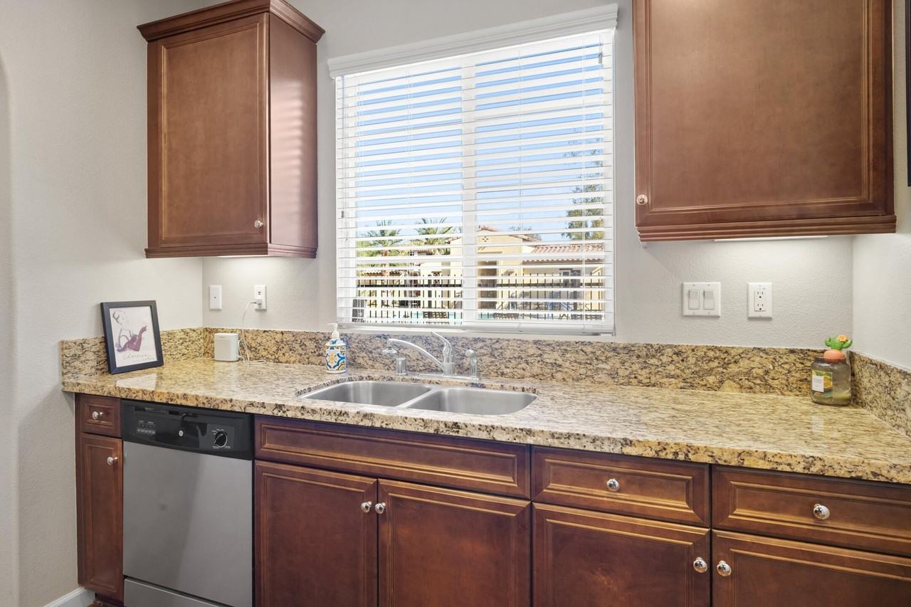 520 Calle Vibrante - Photo 7 of 40