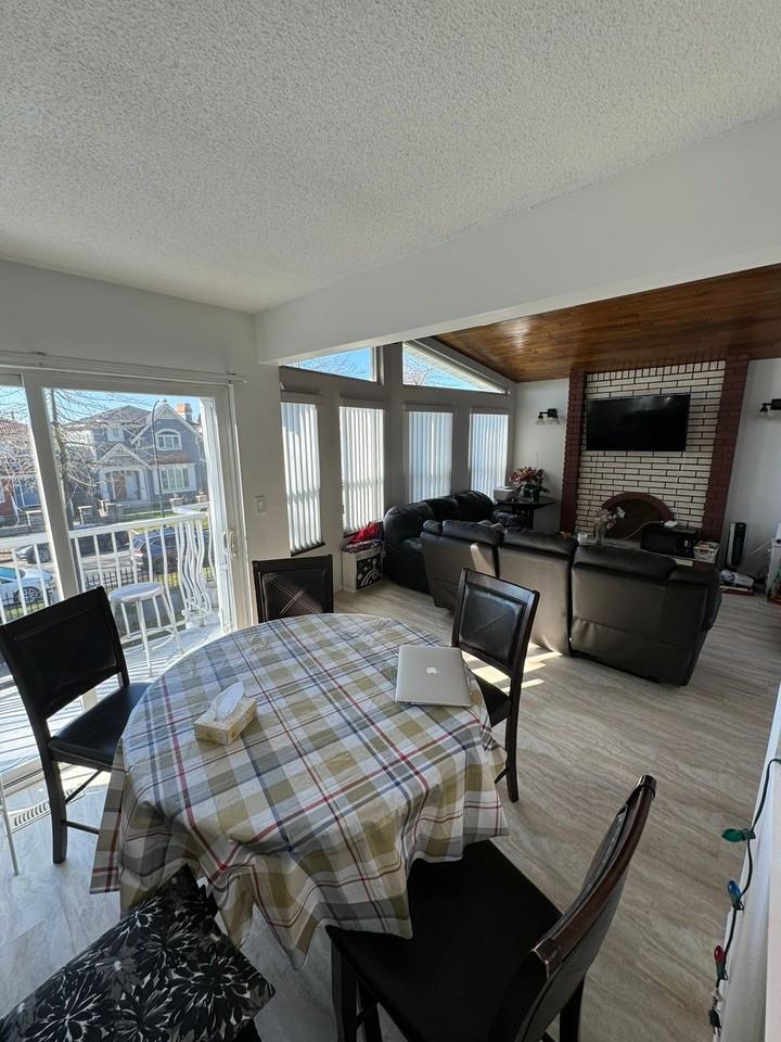 127 East 46th Avenue - Photo 6 of 12