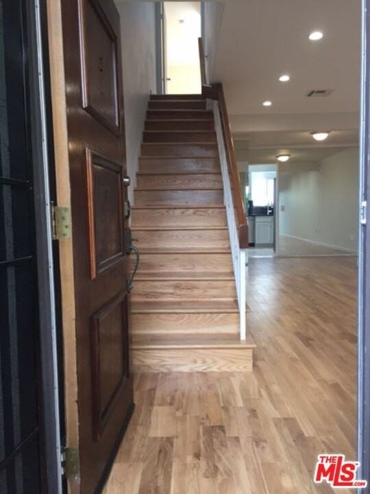 1250 S Corning St Apt 2 #2 - Photo 3 of 11