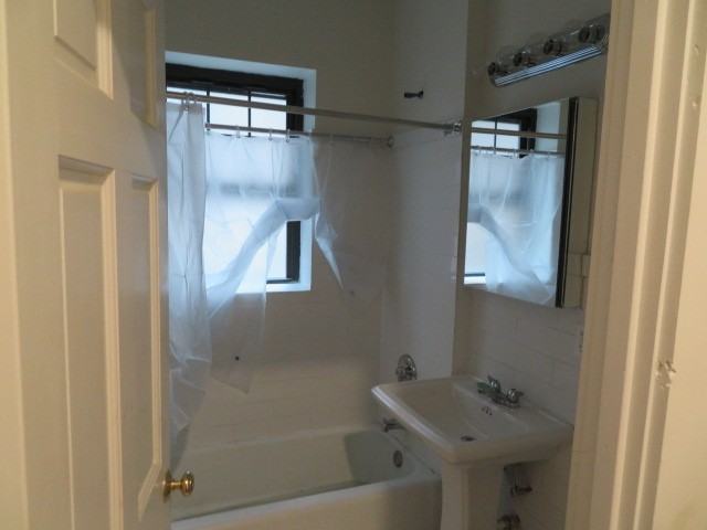 845 W Agatite Ave #1E - Photo 6 of 17