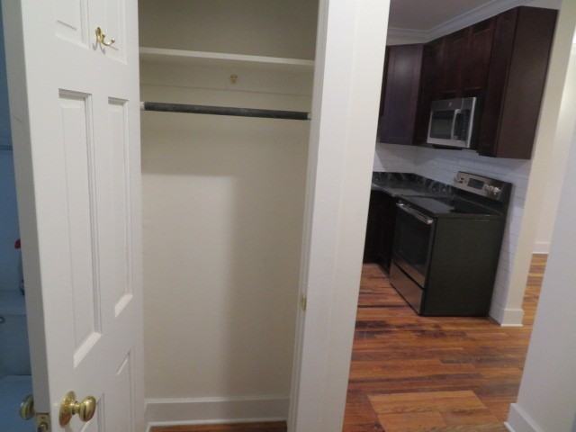 845 W Agatite Ave #1E - Photo 7 of 17