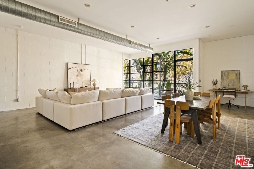 1534 17th St Unit 102 #102 - Photo 3 of 16