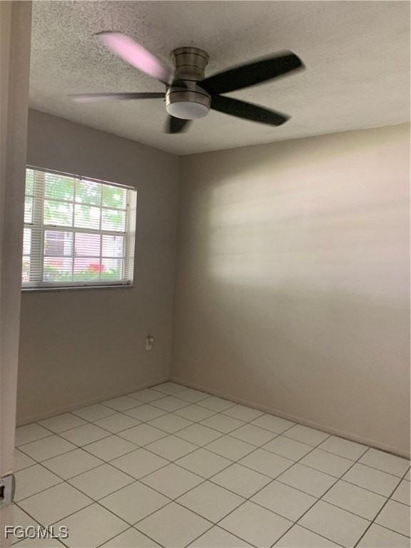 815 Courtington Ln Unit 2 #2 - Photo 6 of 9