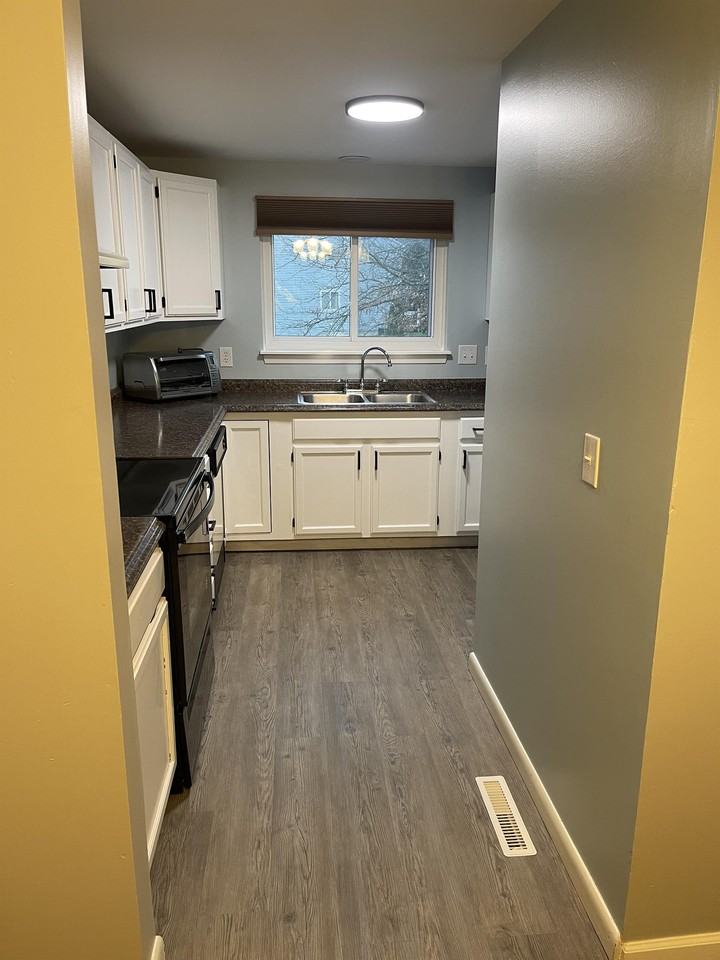 119 Iron Oak Cir #1 - Photo 6 of 23