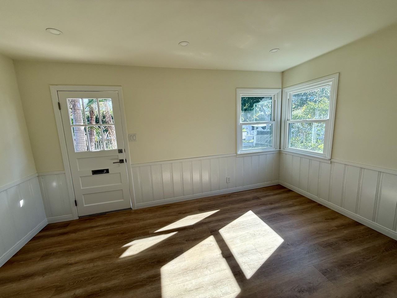 529 Brooks Street - Photo 6 of 10