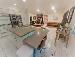 featured image of 220 Se 1st St