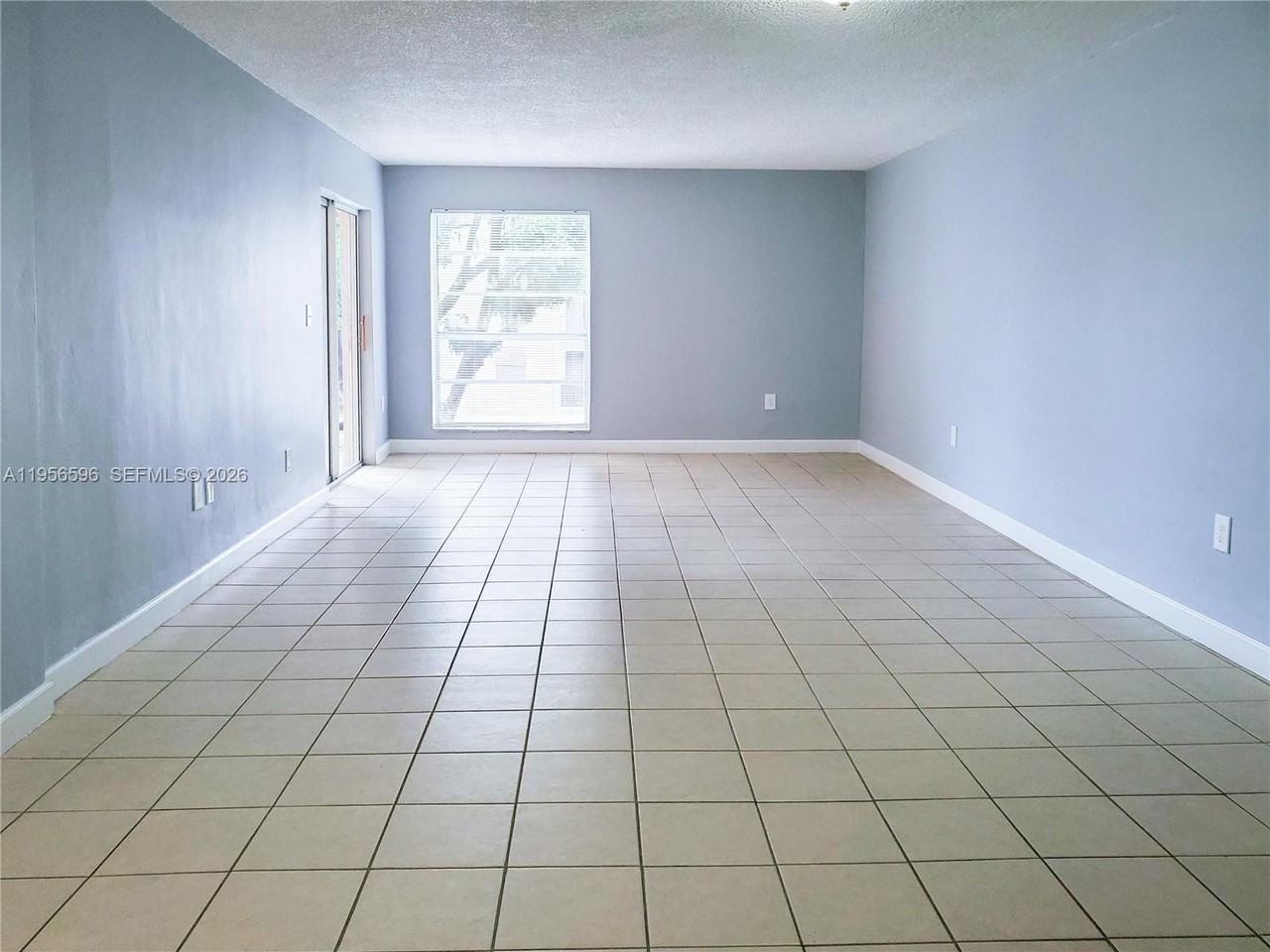 1990 W 56th St #1216 - Photo 3 of 19