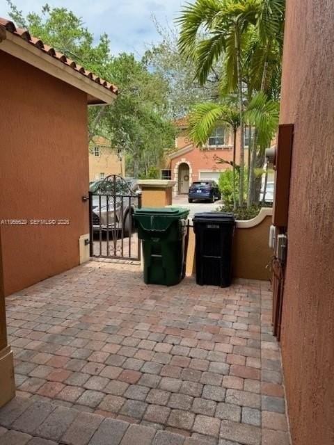 15242 Sw 30th Ter - Photo 5 of 41