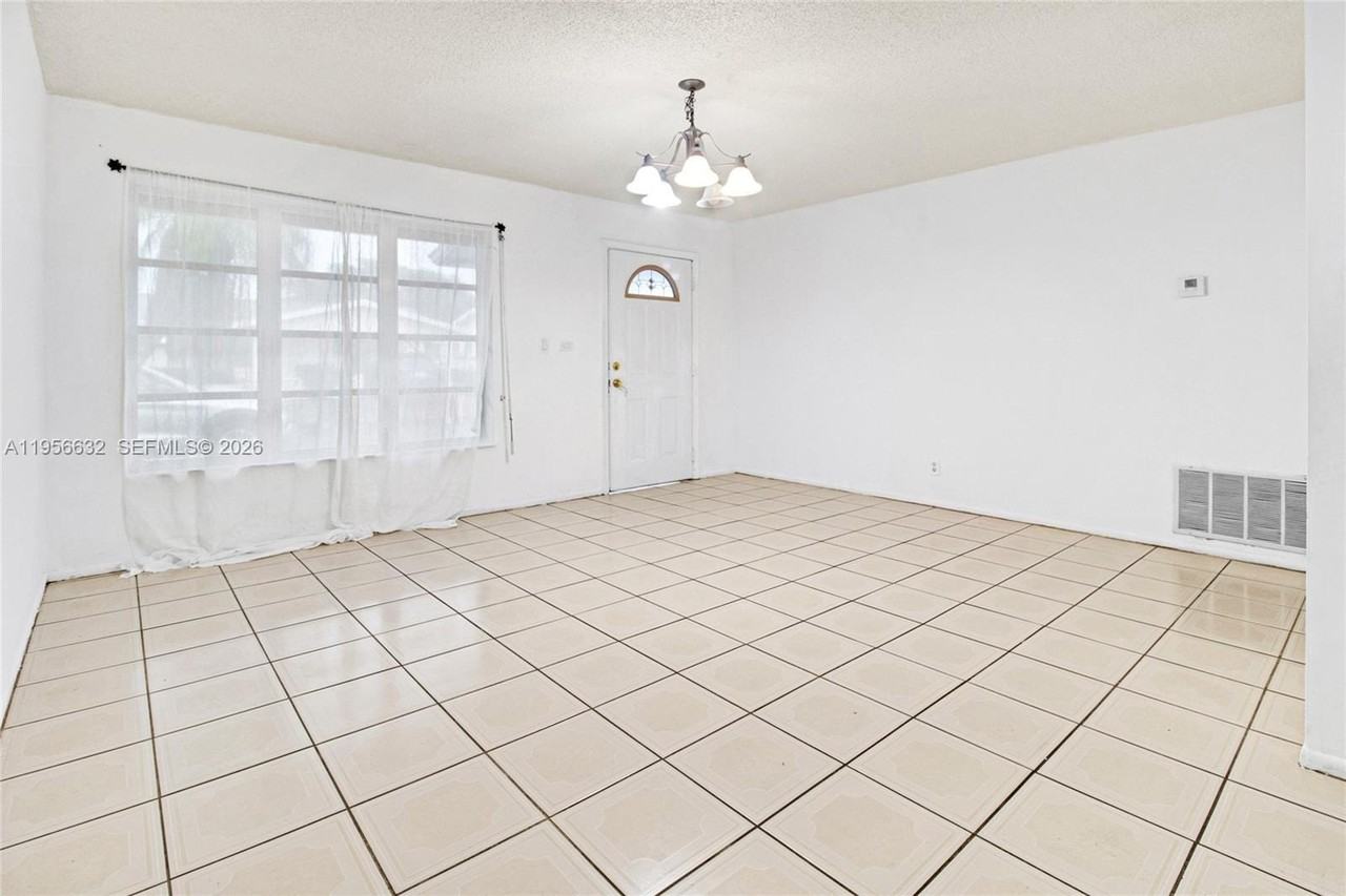 5718 Nw 66th Ave #NA - Photo 3 of 10