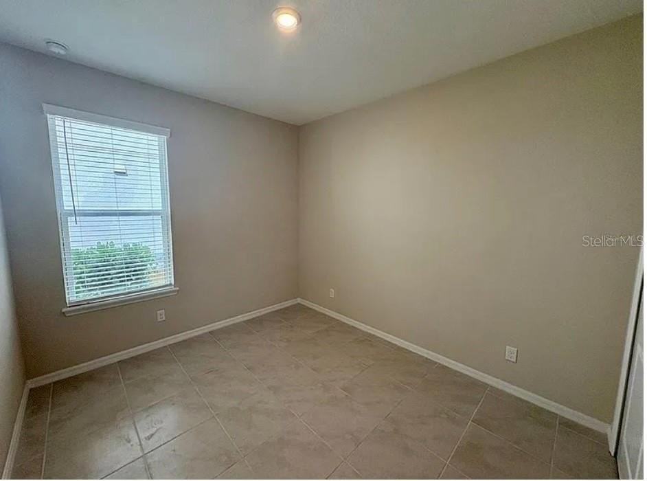 16439 Paynes Mill Dr - Photo 6 of 27