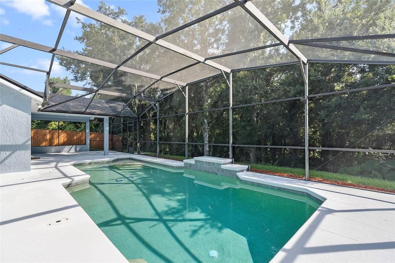 2537 Coachbridge Ct - Photo 5 of 30