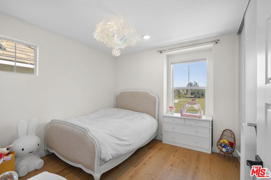 27751 Dyer Way - Photo 2 of 8