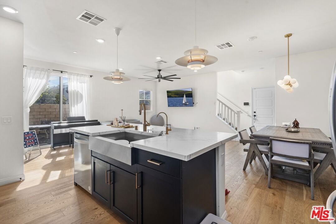 27751 Dyer Way - Photo 6 of 8