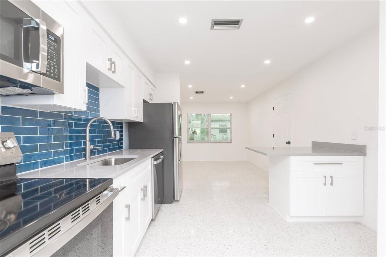 1348 Boylan Ave #A - Photo 6 of 15