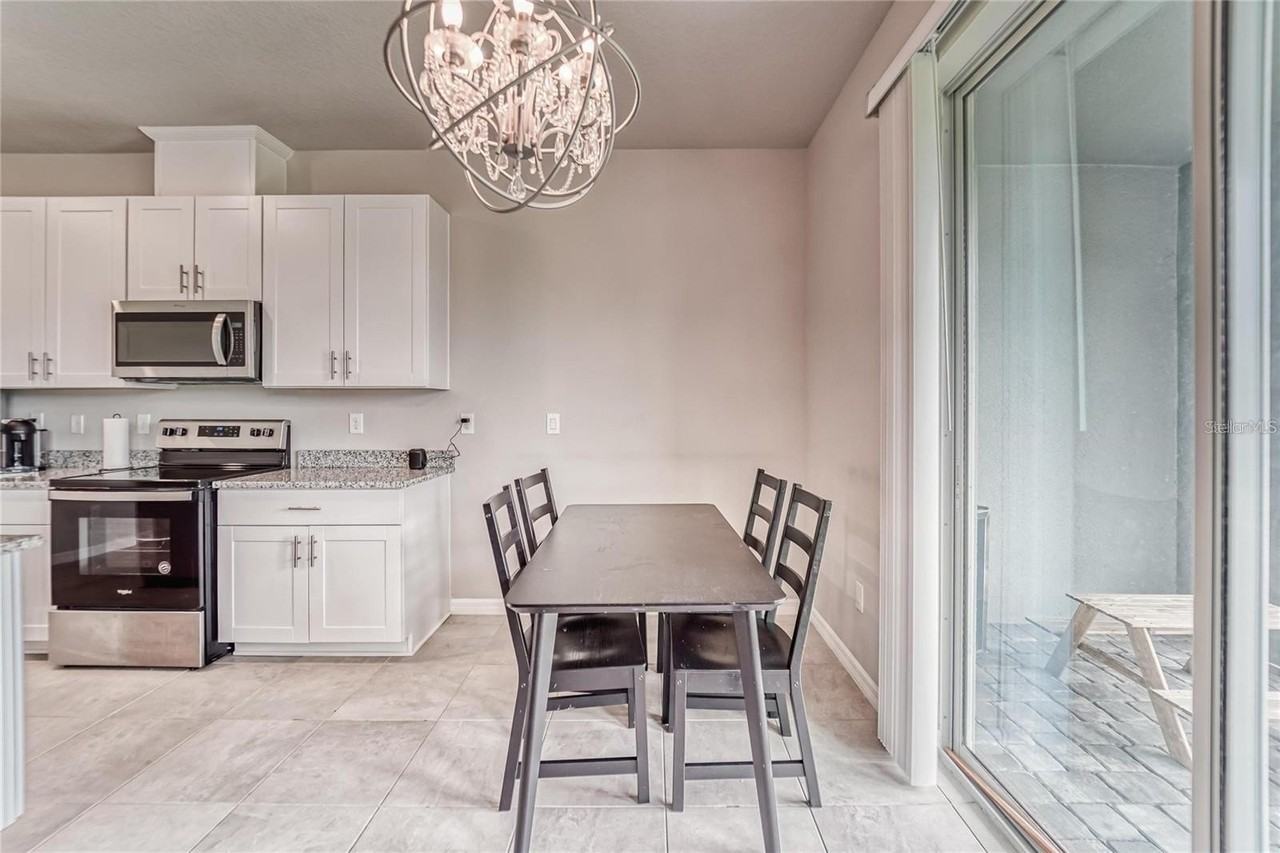 1642 Boxleaf Ln - Photo 7 of 44