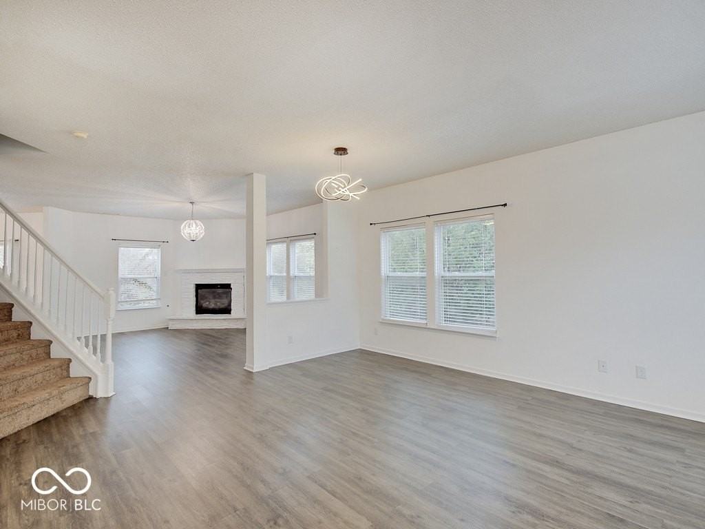 13315 Patriotic Way - Photo 5 of 44