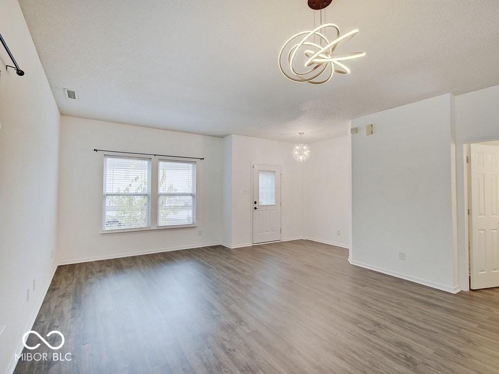 13315 Patriotic Way - Photo 7 of 44