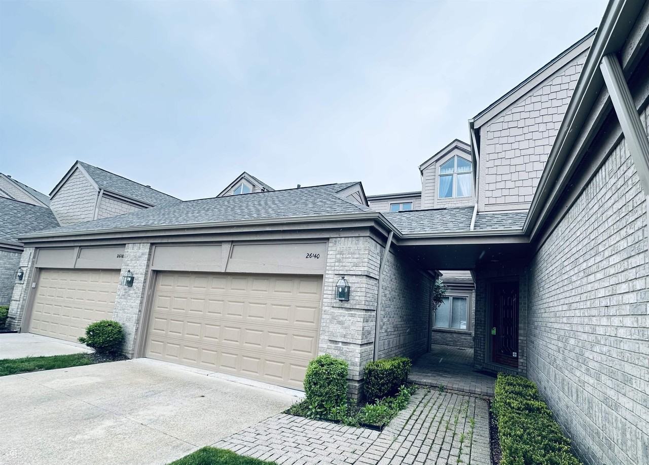 26140 Harbour Pointe Dr S - Photo 4 of 50