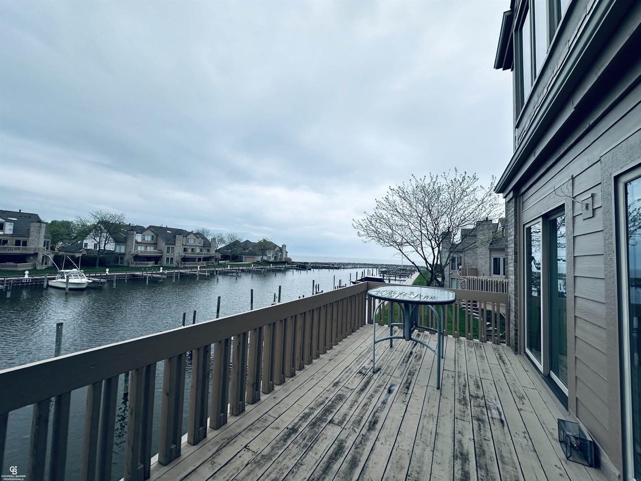 26140 Harbour Pointe Dr S - Photo 5 of 50