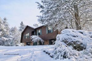 featured image of 47 Onderdonk Rd