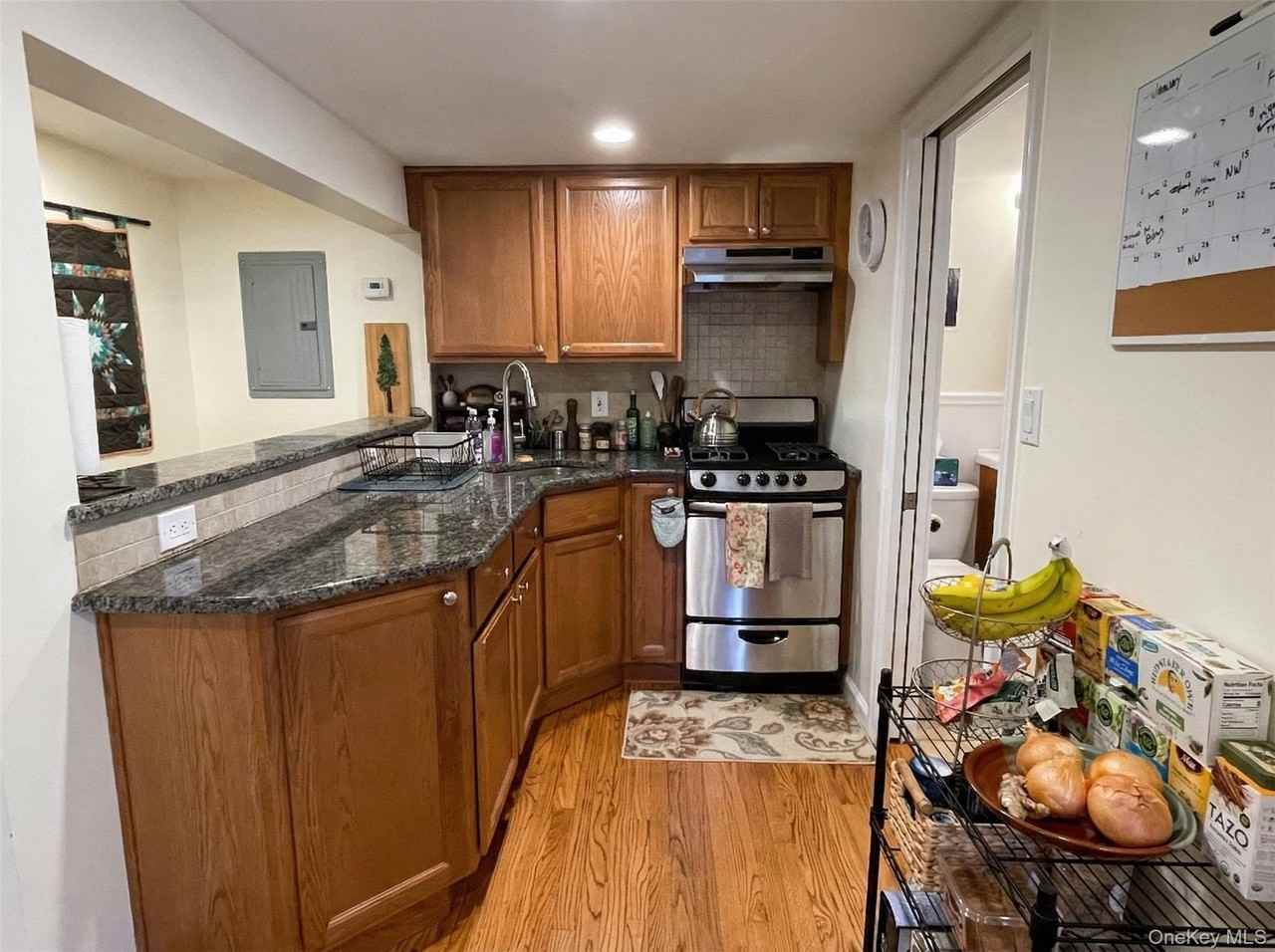 14 Central Ave N Unit Rear #REAR - Photo 4 of 14