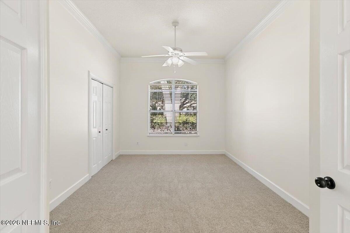 639 Queens Harbor Blvd - Photo 6 of 27