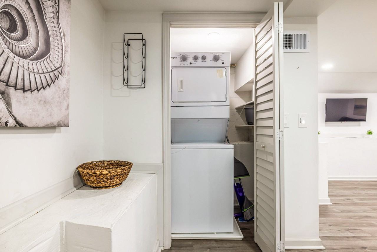 Elaine Dr - Photo 4 of 7