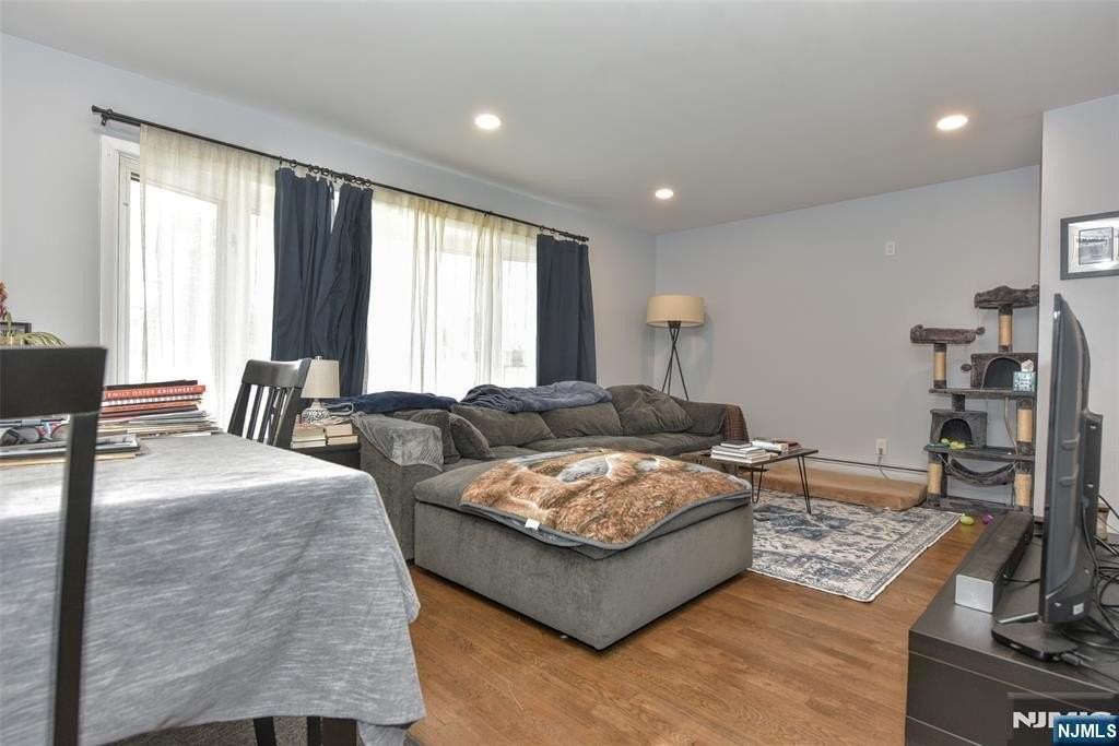 200 Prospect Ave - Photo 6 of 29