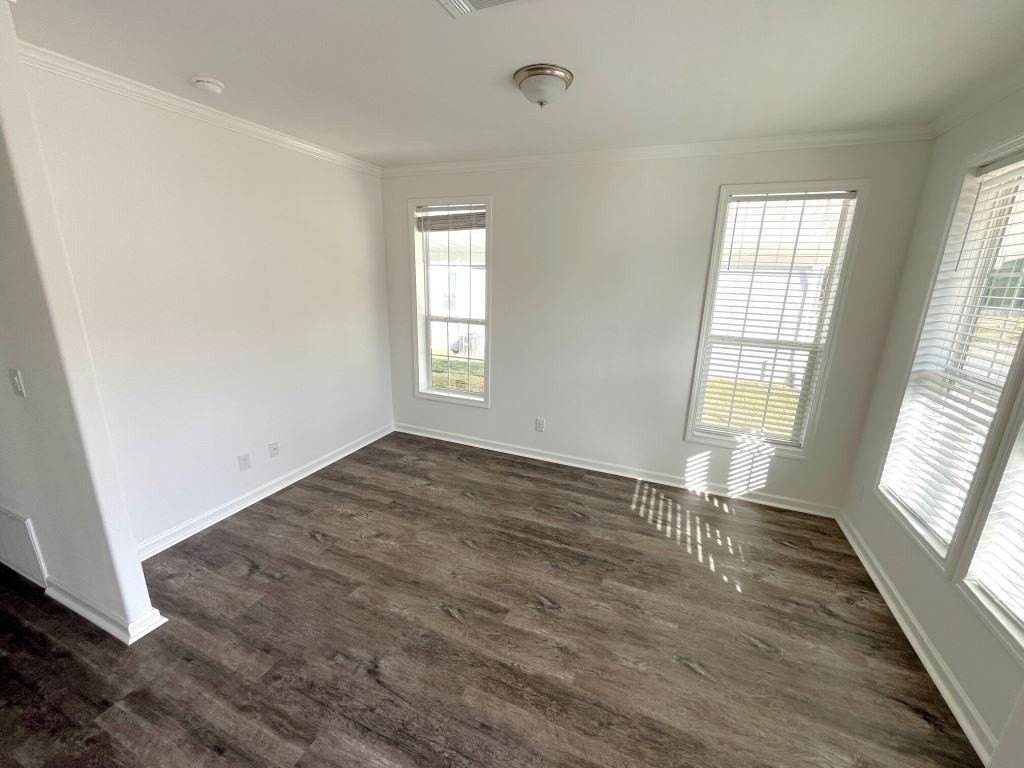 1033 Vervain Dr #1033E - Photo 4 of 20