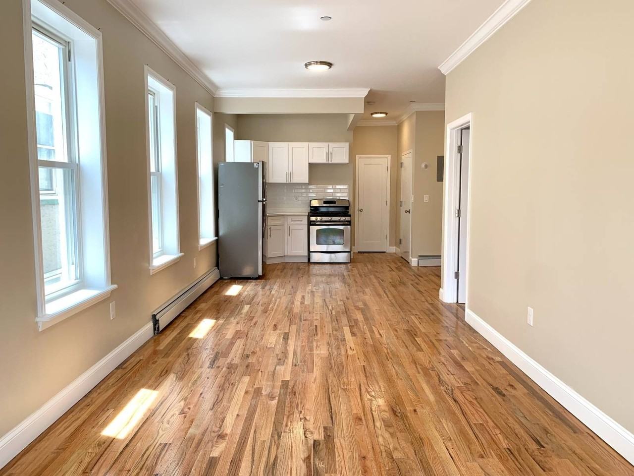 3367 Fenton Ave #3 - Photo 4 of 11