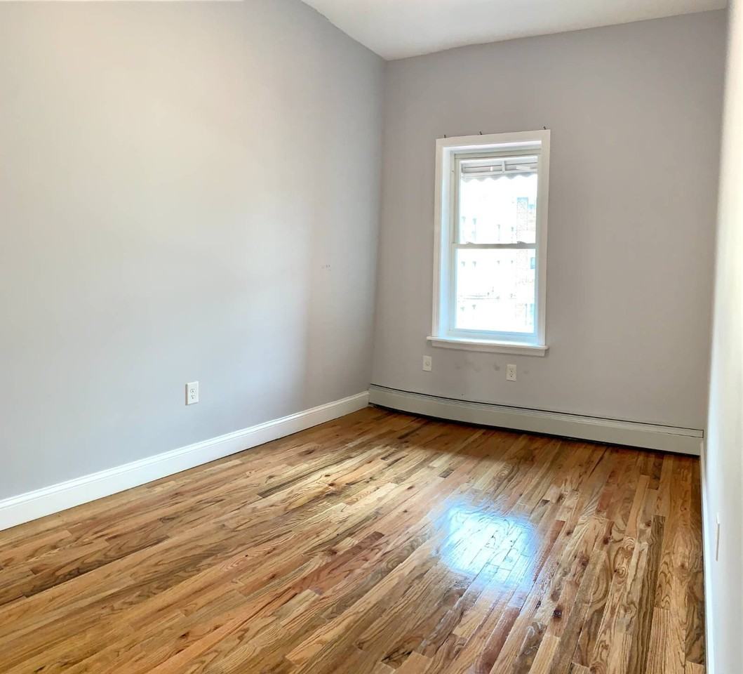 3367 Fenton Ave #3 - Photo 7 of 11