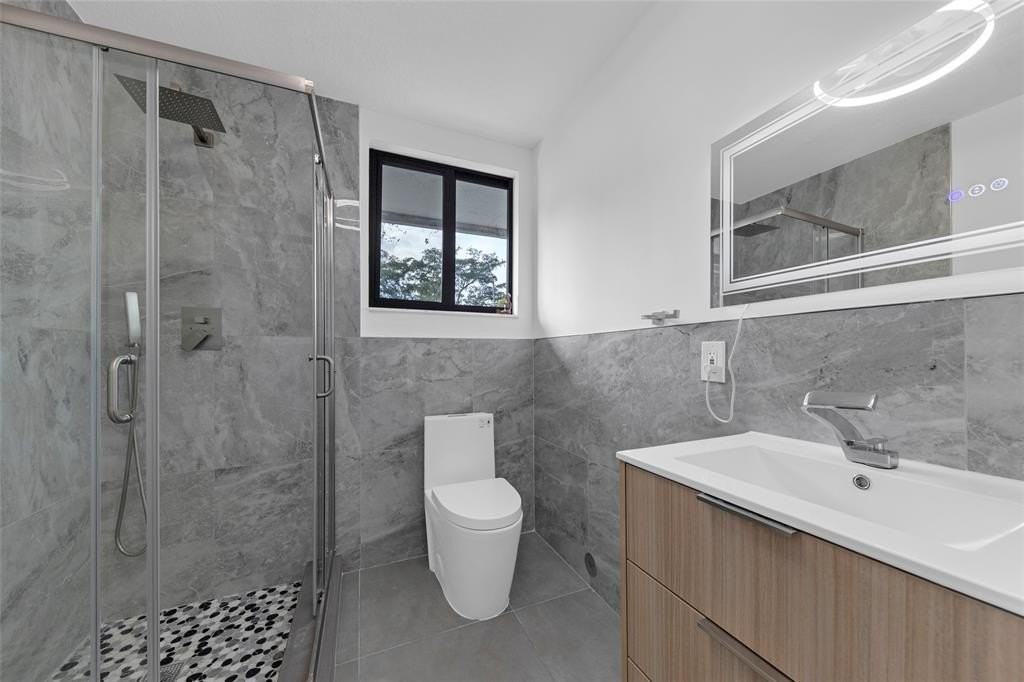 307 N Highland Dr - Photo 6 of 21