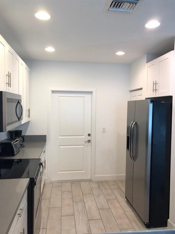 2362 Sw 18th Ave #0 - Photo 4 of 32