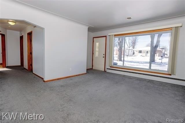 32348 Linderman Ave - Photo 4 of 23