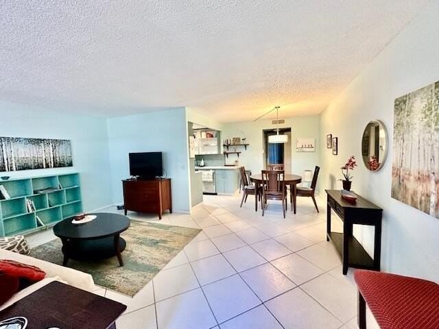 2070 Cornwall D - Photo 3 of 30