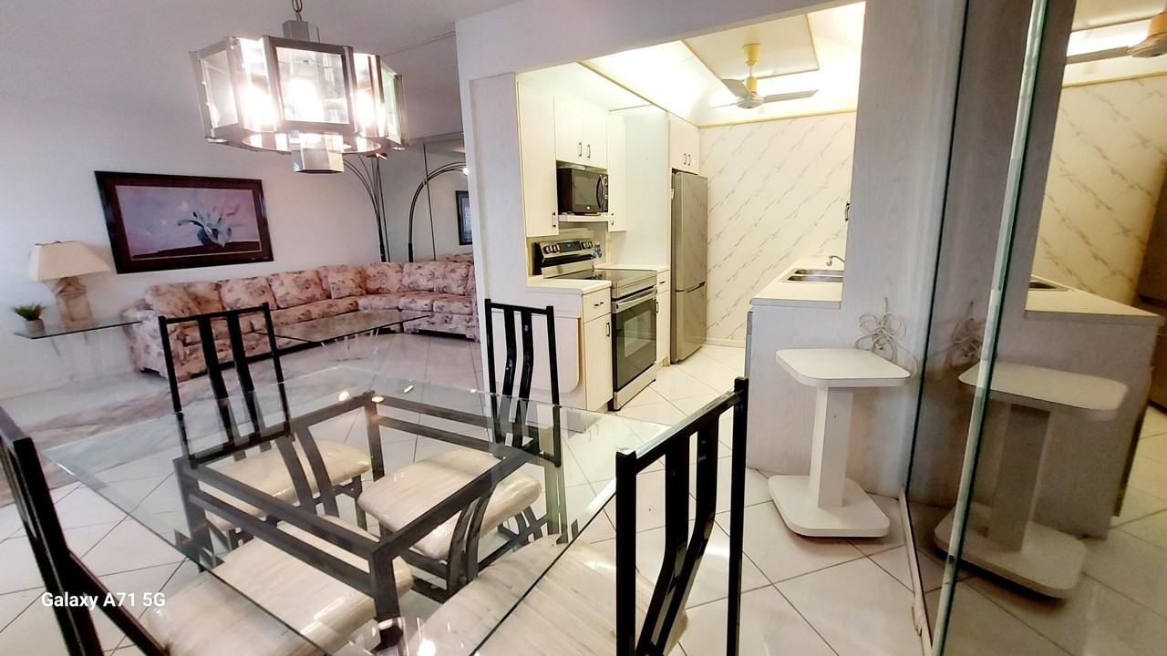 4079 Cornwall D #4079 - Photo 5 of 41