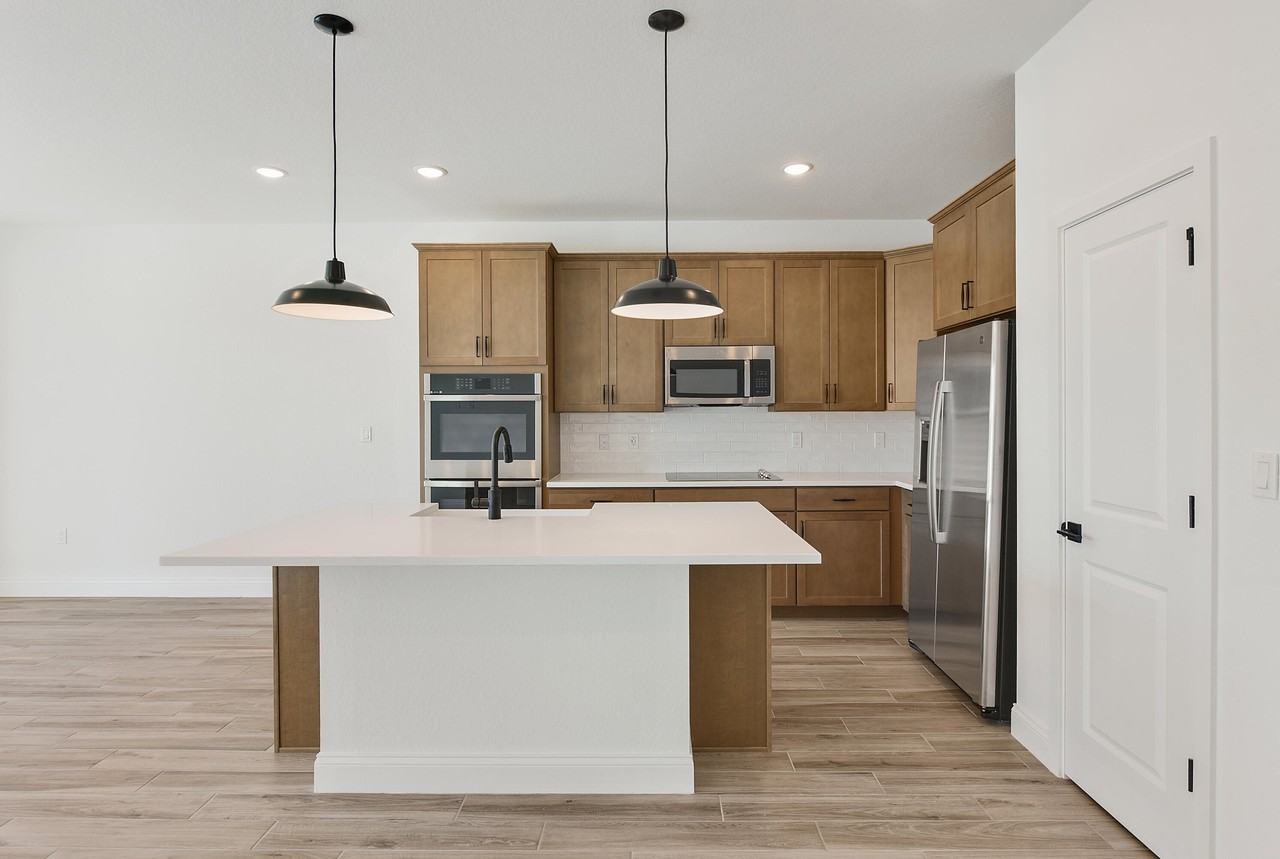 164 Se Birch Ter - Photo 3 of 42