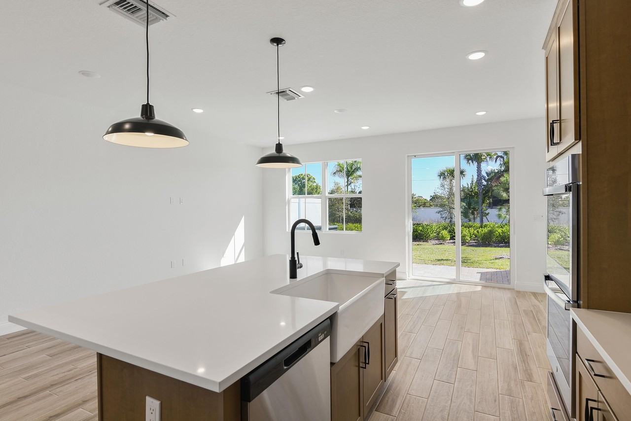 164 Se Birch Ter - Photo 5 of 42