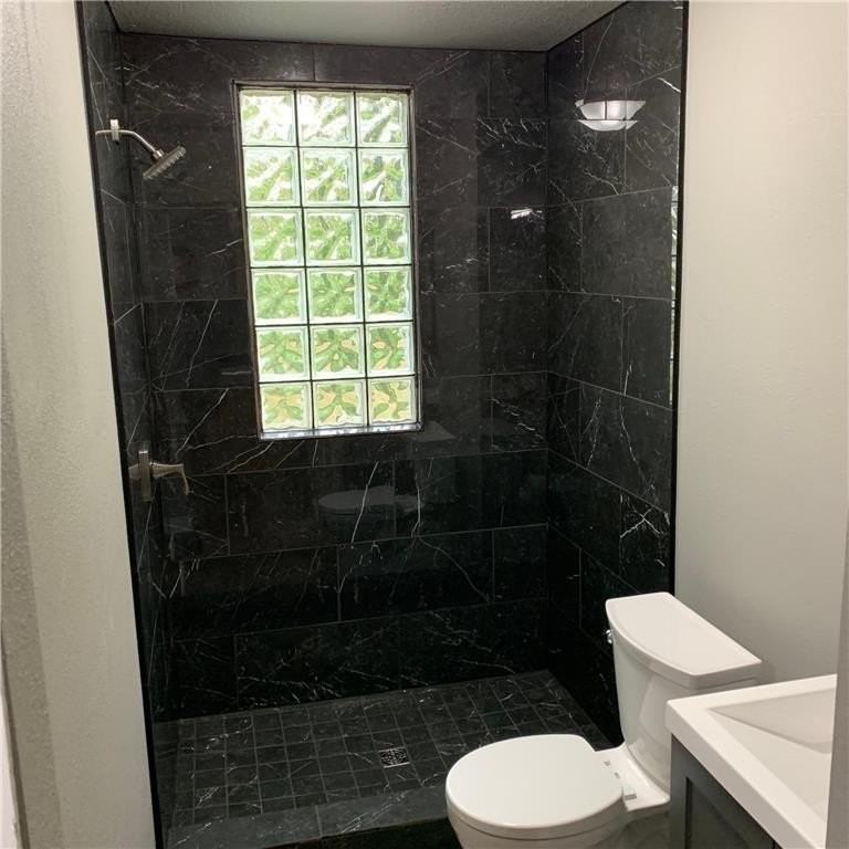 4362 Green Gables Rd - Photo 4 of 8