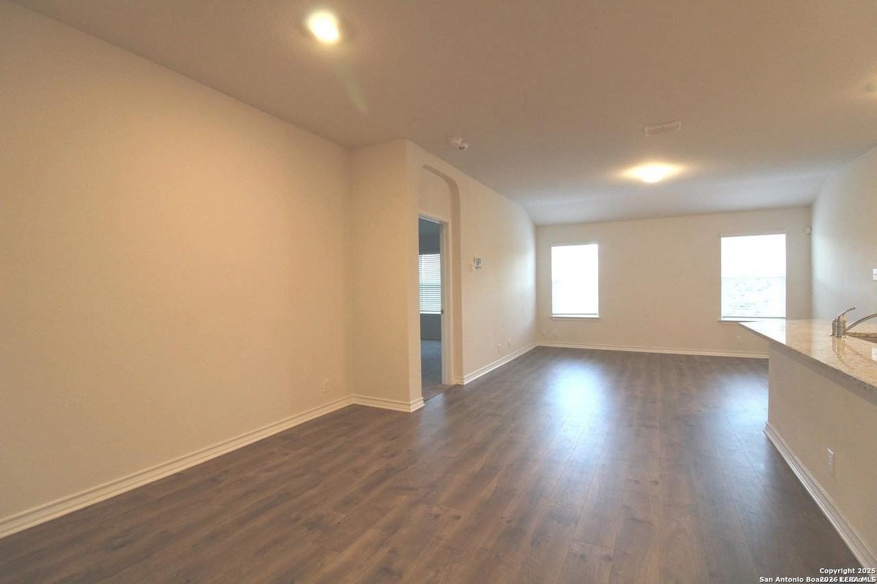 14207 Minette Loop - Photo 5 of 26