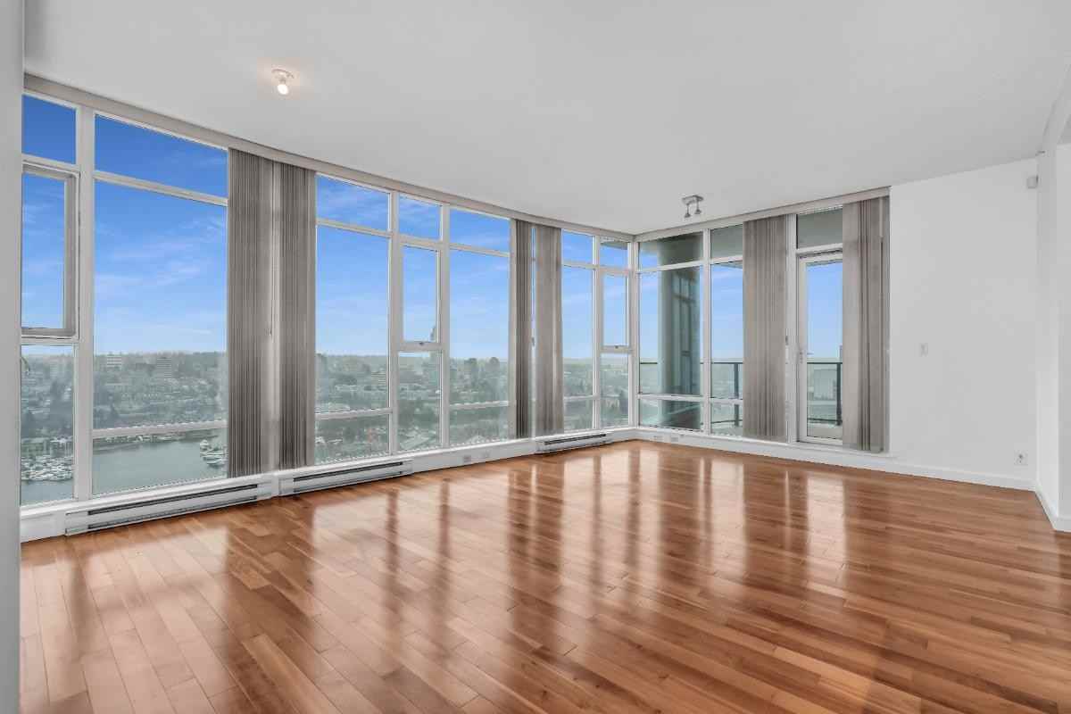 583 Beach Crescent #3203 - Photo 2 of 9