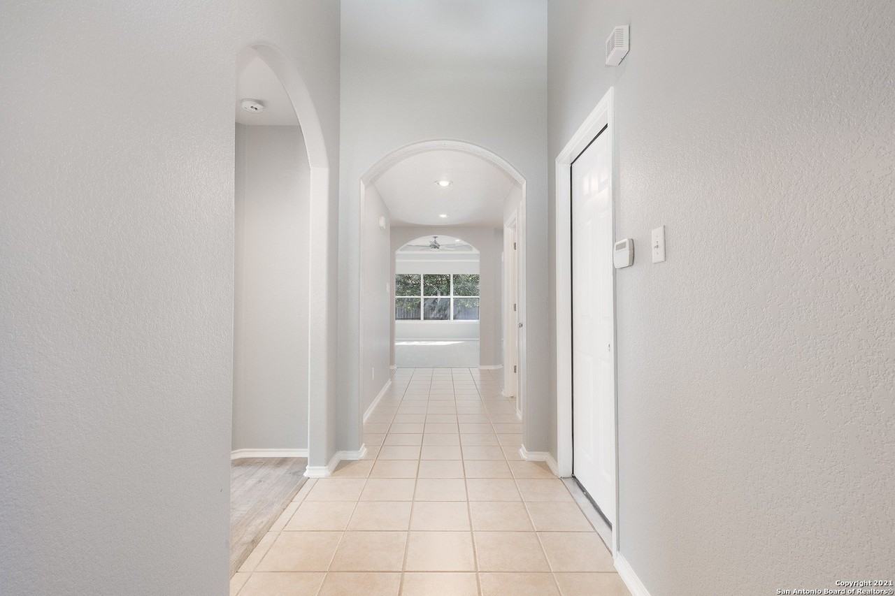 3738 Grissom Br - Photo 5 of 32