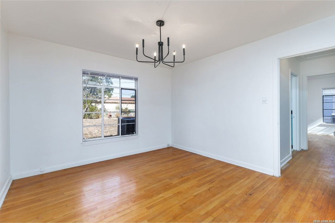 119 Beverly Dr - Photo 7 of 23