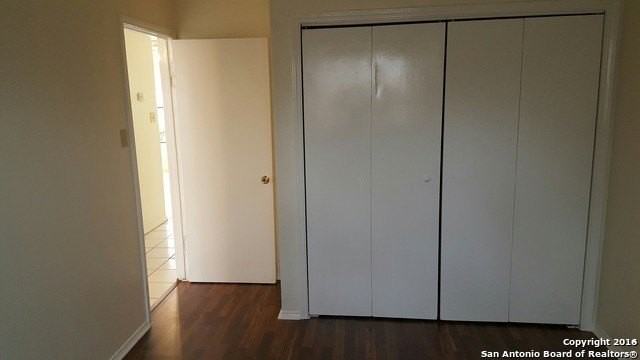 611 W Harding Blvd Apt 2 #2 - Photo 3 of 5