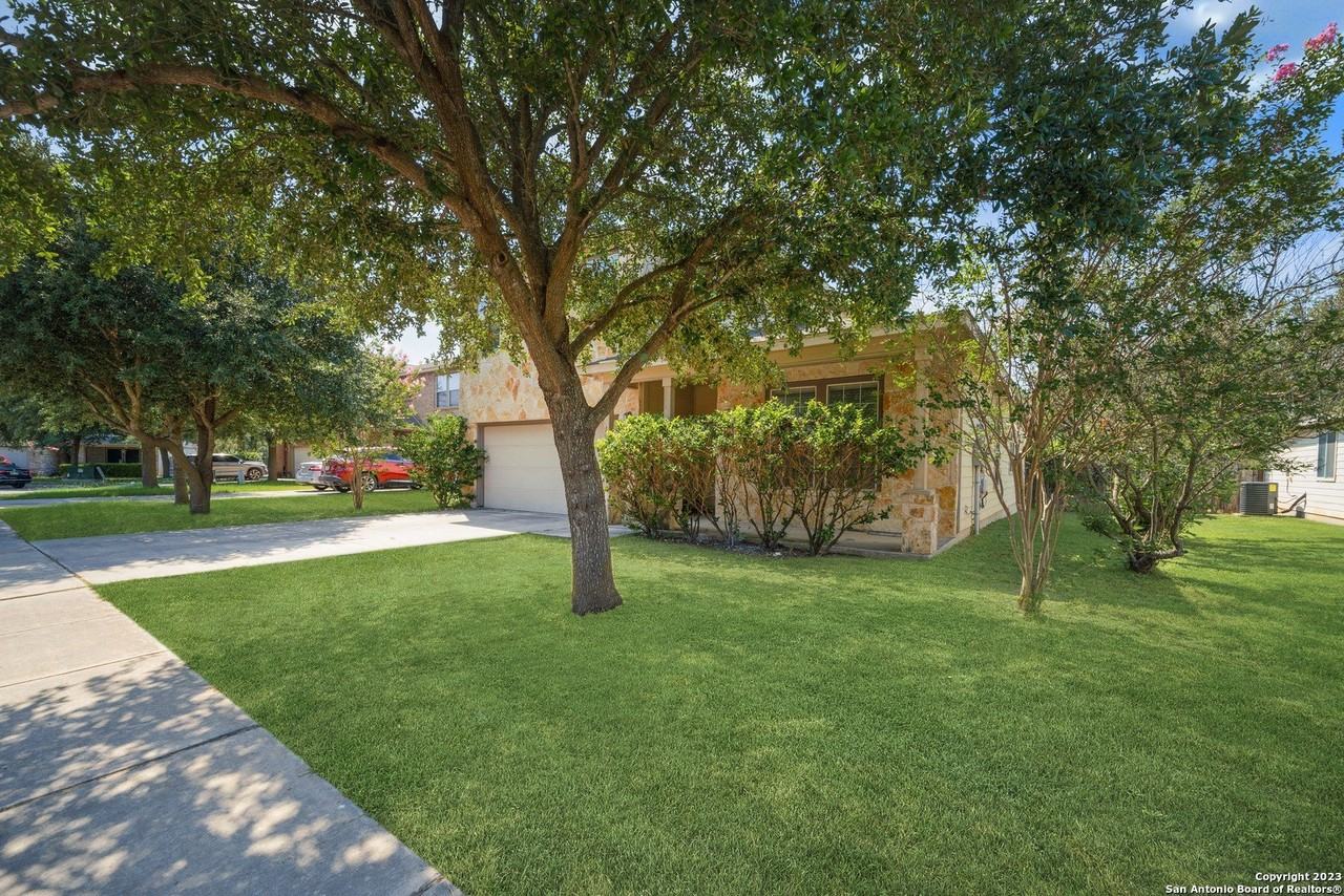 109 Stampede Rnch - Photo 2 of 33