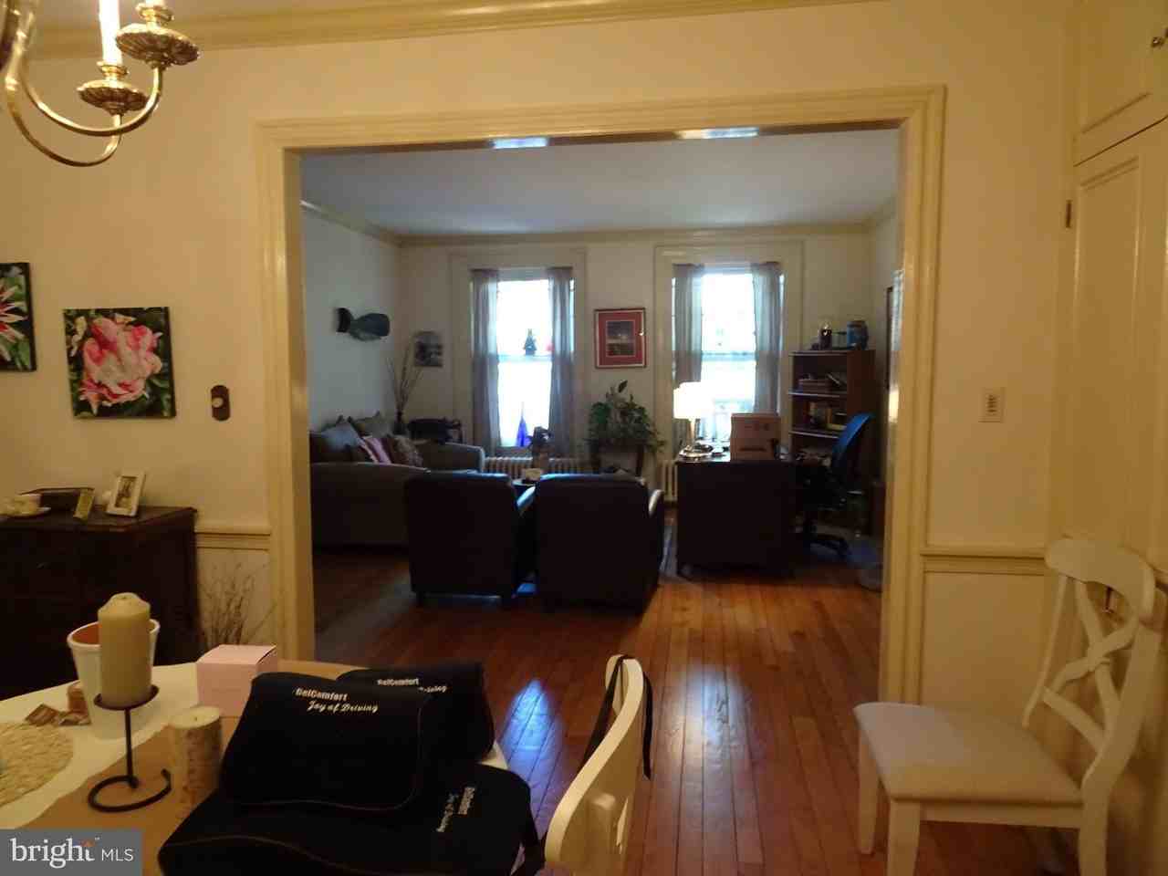 411 Delaware St Unit A #A - Photo 6 of 26