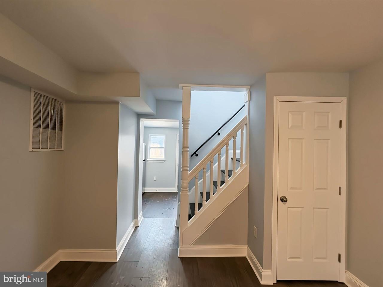 47 S Carrollton Ave - Photo 6 of 17