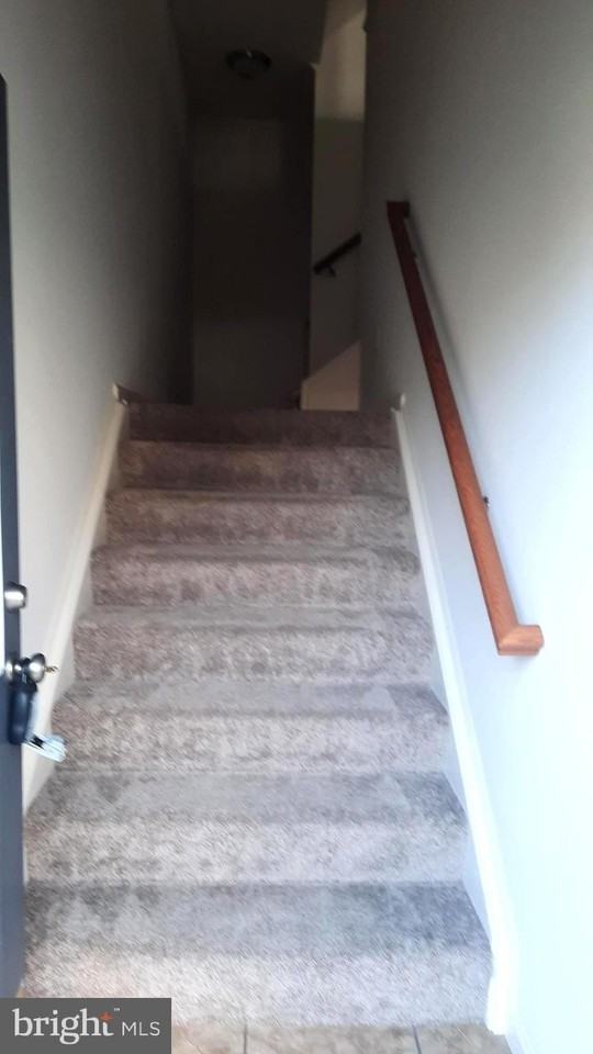 217 Antilles Ct - Photo 3 of 19