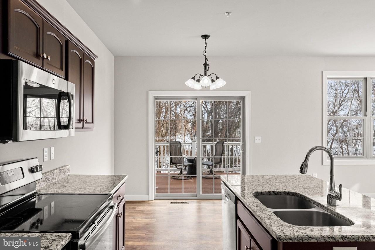 140 Sage Blvd - Photo 6 of 42